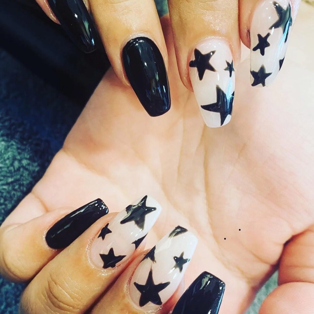 Hollywood Nails - black star nail design in Tauranga